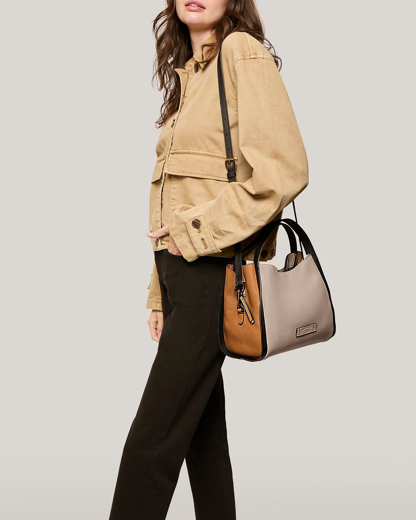 Auburn Convertible Crossbody with Leather Spray Set