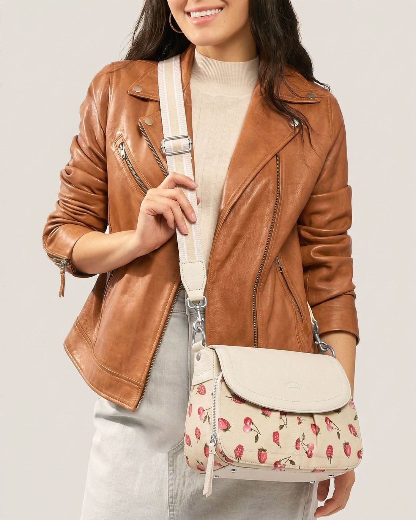 Marino Crossbody With 2 Straps