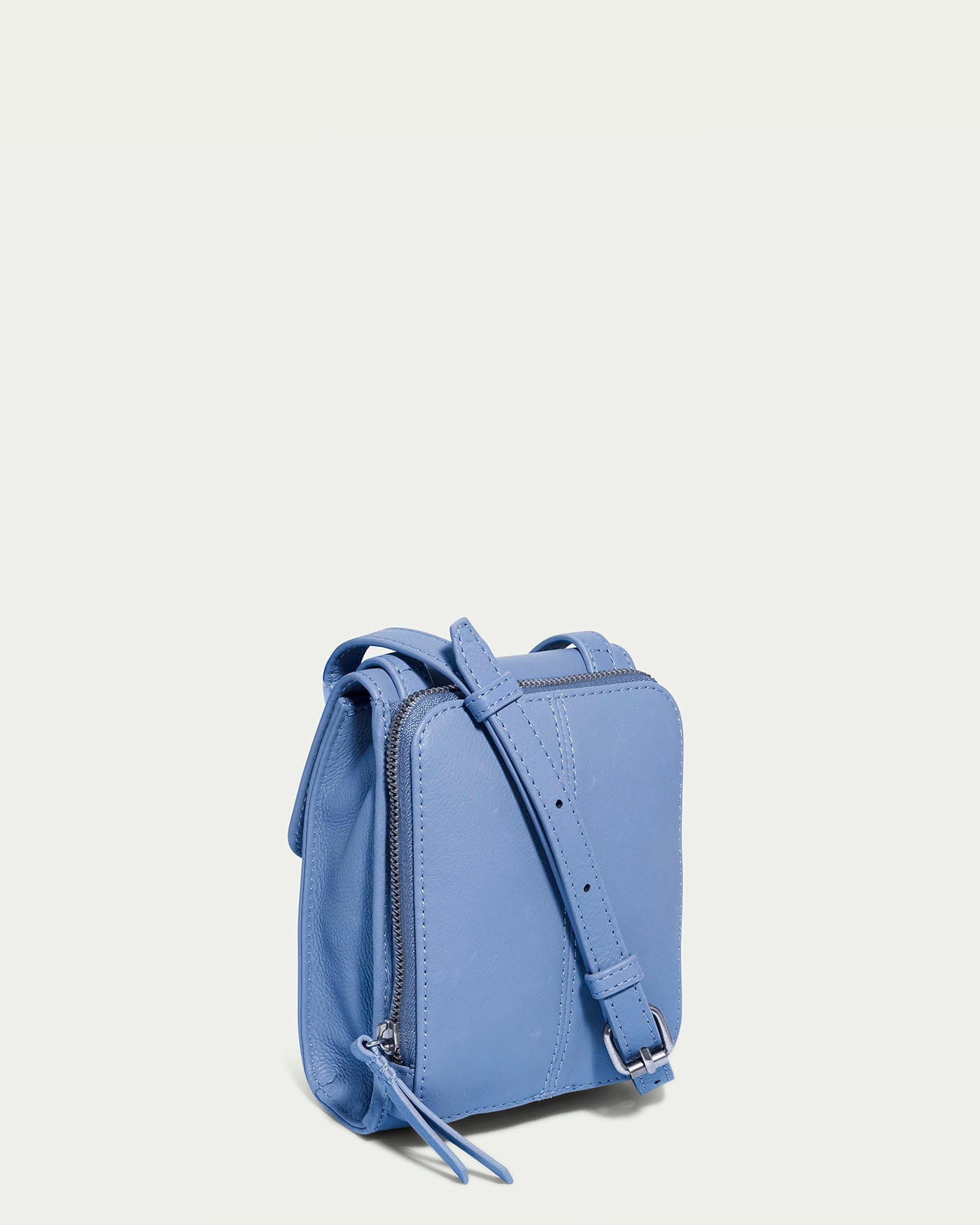 pool blue