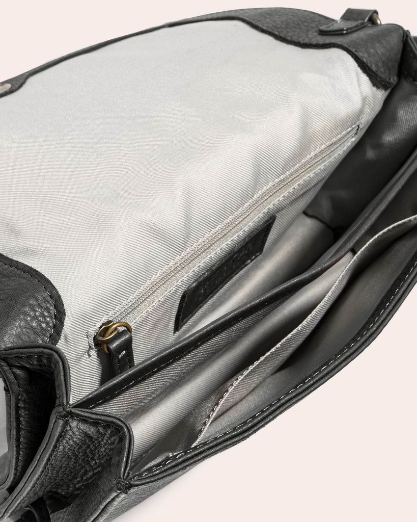 Brenton Crossbody Ash Grey - interior