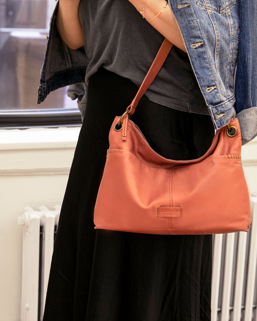 American Leather Co. Davenport hobo - Desert Rose on model