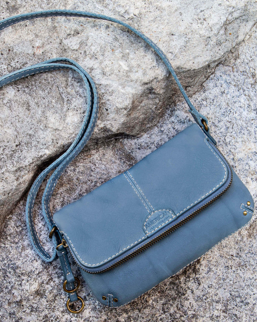 Ithaca Crossbody - bay blue lifestyle