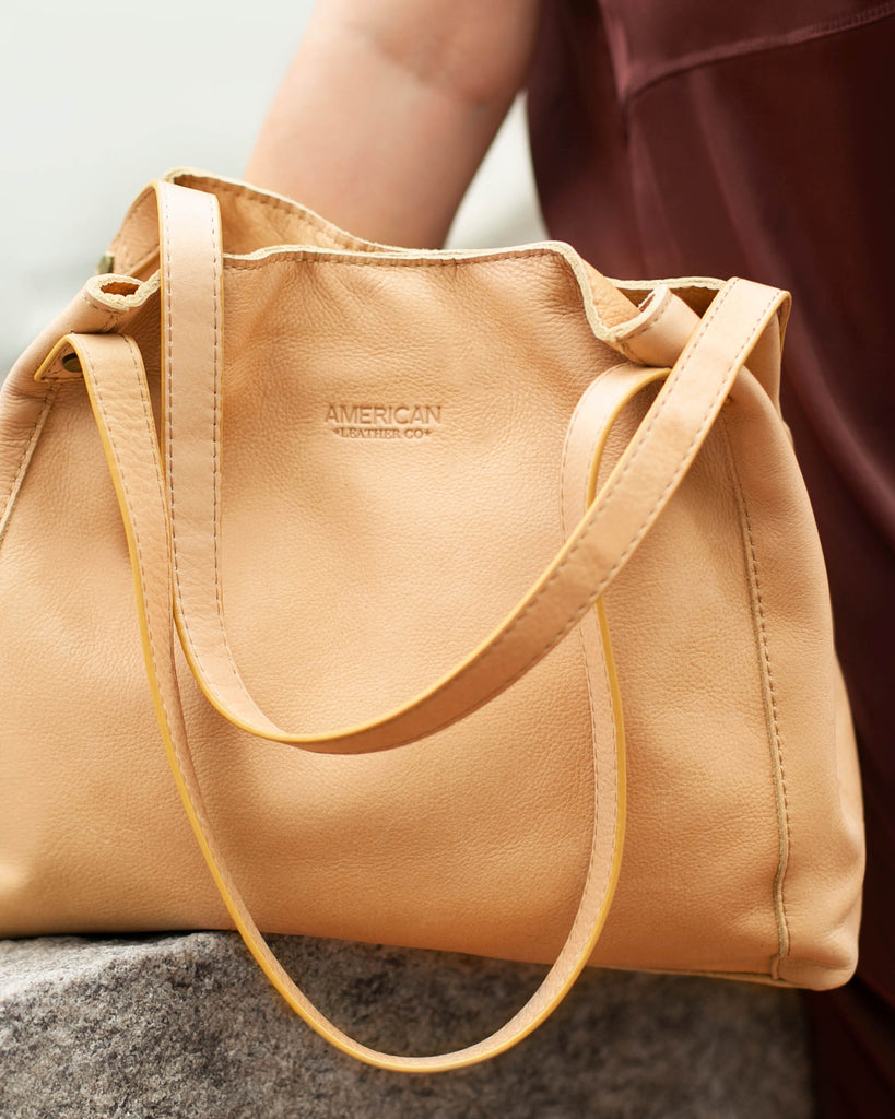 Liberty Shopper - bay blue lifestyle