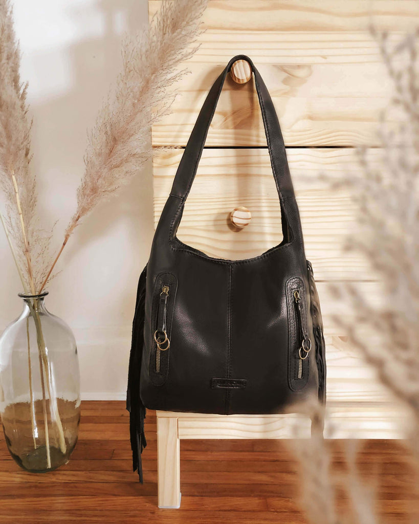 Memphis Sling Hobo - black lifestyle