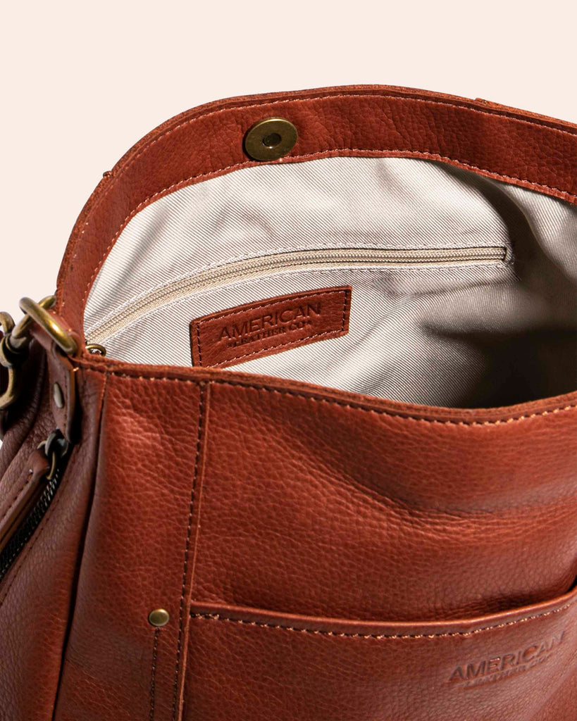 Austin Shoulder Cashew - Interior 